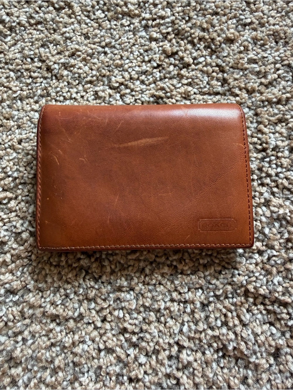 COACH Vintage Brown Leather Bi-Fold Wallet with ID Window & Card Slots